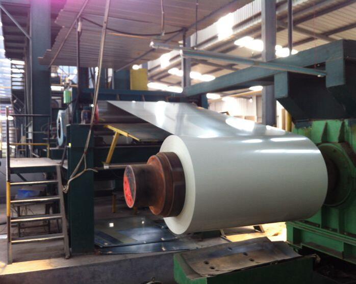 Предварительно оцинкованный стальной лист с цветным покрытием в рулонах